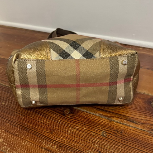 Burberry Shimmer Gold Canvas Leather Byron Nova Check Small Shoulder Tote Bag - Picture 7 of 15